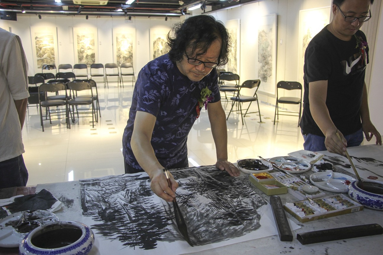 画家现场作画05_1.jpg